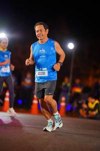 BIB: 1108, 40391
                            <button type="button" onclick="openModal(21569719)" class="btn btn-primary btn-sm float-right btn-popup" data-toggle="modal" data-target=".modal-high-quality">
                        <i class="fas fa-shopping-cart"></i> Add to Cart
                    </button>
                                            <button type="button" onclick="isThisMe(21569719, true)" class="btn btn-success btn-sm float-right btn-popup btn-isme hidden" data-toggle="tooltip" data-placement="bottom" title="นี่คือรูปของคุณใช่ไหม คลิกที่นี่เพื่อเอาเข้าอัลบั้ม">
                        <i class="fas fa-plus"></i> Add to album
                    </button>
                    <button type="button" onclick="isThisMe(21569719, false)" class="btn btn-warning btn-sm float-right btn-popup btn-isnotme hidden">
                        <i class="fas fa-ban"></i> Remove from album
                    </button>